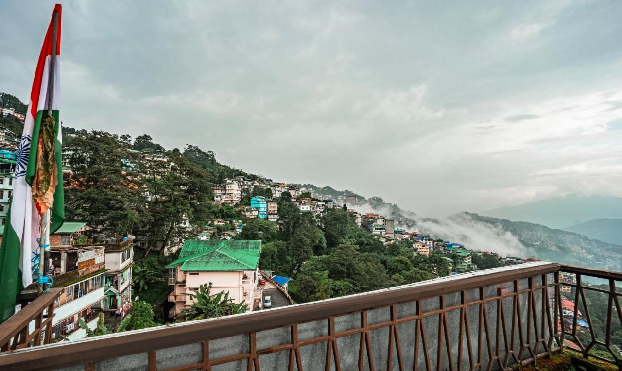 Regal Residency A Boutique Hotell Gangtok Exteriör bild
